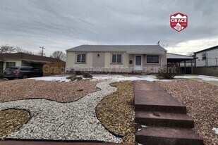 2260 E 91st Ave in Thornton, CO - Building Photo