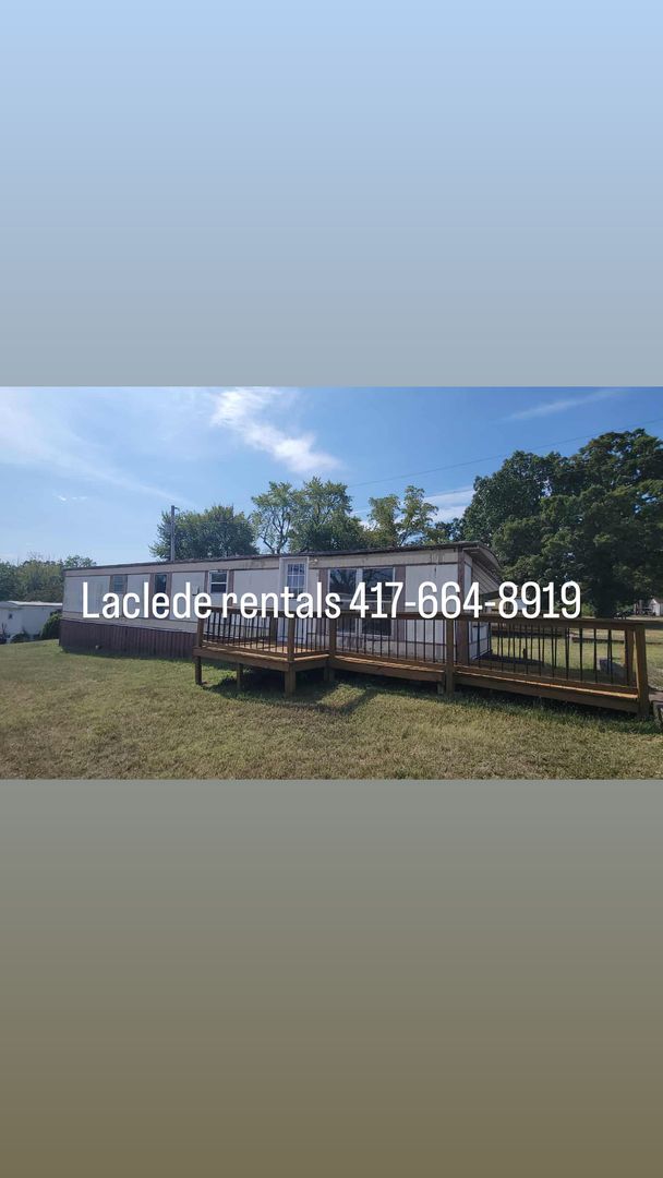 property at 214 N Pine St