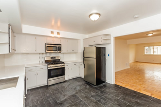 10454 S Claremont Ave in Chicago, IL - Building Photo - Building Photo