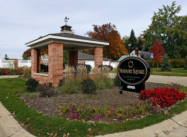 Newport Square Apartments in Warrensville Heights, OH - Building Photo - Building Photo