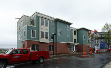 Crescent Heights in Portland, ME - Building Photo - Building Photo