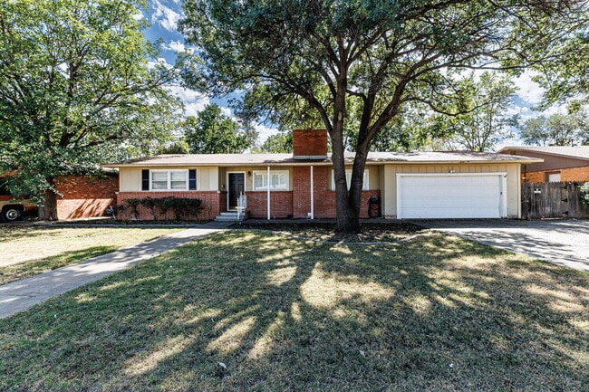 3311 37th St in Lubbock, TX - Building Photo - Building Photo