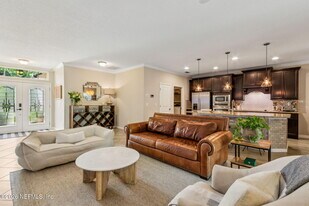 81056 Leeside Ct in Fernandina Beach, FL - Building Photo