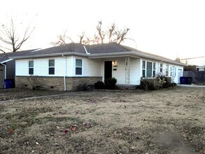 3506 S Jamestown Ave in Tulsa, OK - Building Photo - Building Photo