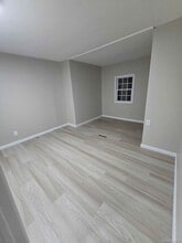 991 N Quaker Ln in Staatsburg, NY - Building Photo - Building Photo