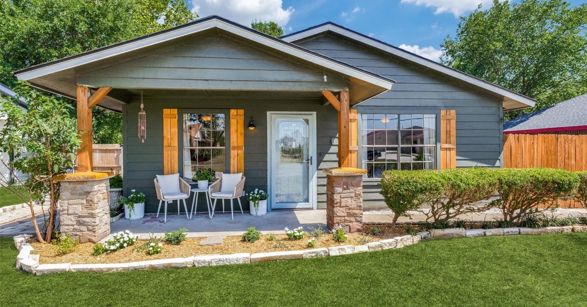 2-202 Graham St in Waxahachie, TX - Foto de edificio