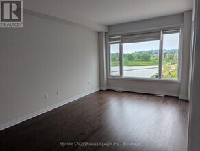 101 Gibson Dr in Erin, ON - Building Photo - Building Photo