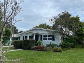 411 Palmetto Ave in Melbourne, FL - Building Photo