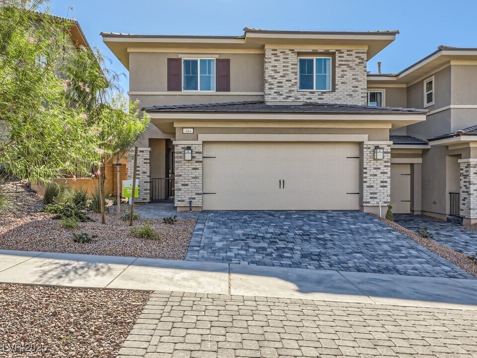 314 Silva Pl in Henderson, NV - Building Photo