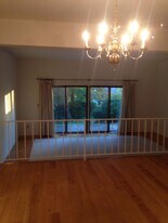 160 Mead Ave in Greenwich, CT - Building Photo