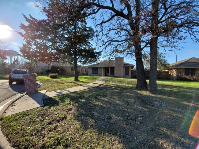 1815 Gettysburg Ln in Bryan, TX - Building Photo - Building Photo