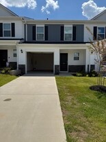 106 Kai Trl in Fountain Inn, SC - Building Photo