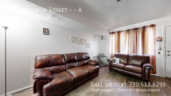 802 Excalibur St in Lafayette, CO - Foto de edificio - Building Photo