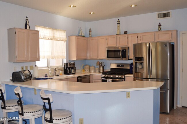 22212 N Cheyenne Dr in Sun City West, AZ - Building Photo - Building Photo
