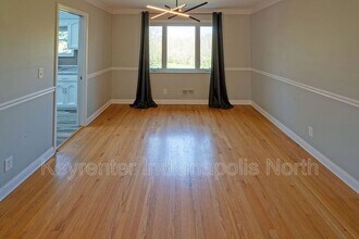 10120 Spring Mill Rd in Indianapolis, IN - Building Photo - Building Photo