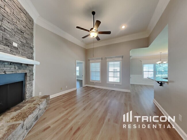 210 Niagra Ln in Murfreesboro, TN - Foto de edificio - Building Photo