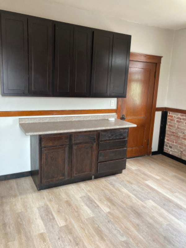 4658-4658 Michigan Ave