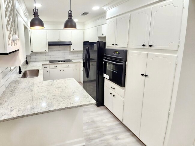 property at 5055 Inniswold Rd