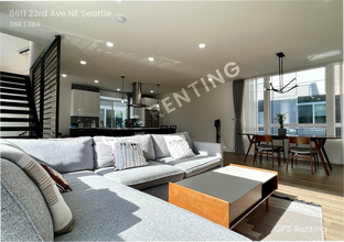 8611 23rd Ave NE in Seattle, WA - Building Photo - Building Photo