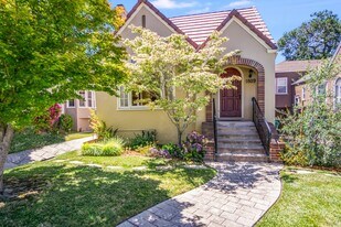 1809 Versailles Ave in Alameda, CA - Building Photo