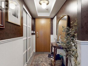 18 Hollywood Ave in Toronto, ON - Building Photo - Building Photo