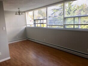 Chelsea Place in New Westminster, BC - Building Photo - Building Photo