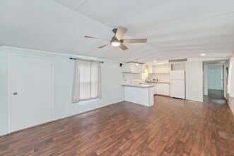 2725 FL-83 in Defuniak Springs, FL - Building Photo - Building Photo