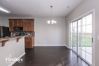 9326 Longstone Ln in Charlotte, NC - Foto de edificio - Building Photo