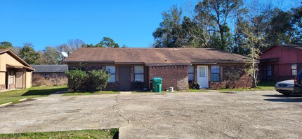 3121 6th Ave in Gulfport, MS - Building Photo - Building Photo