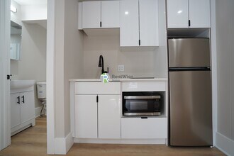 142 Dorchester St in Boston, MA - Building Photo - Building Photo