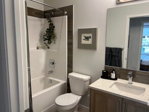 550 Belmont Heath SW in Calgary, AB - Building Photo - Building Photo