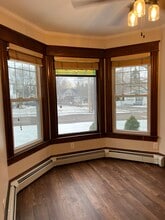 8 Grove St in Essex, VT - Building Photo - Building Photo