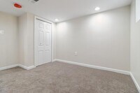 912 N Milton Ave photo'