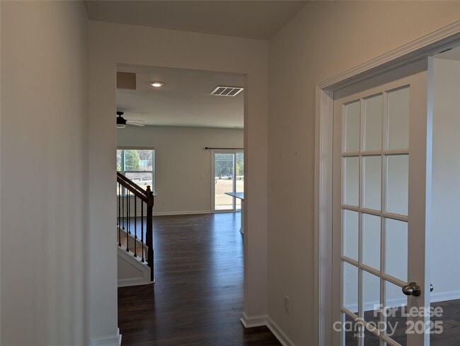 10731 Claystone Dr in Davidson, NC - Building Photo - Building Photo