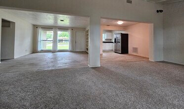 3823 Monica Pkwy in Sarasota, FL - Foto de edificio - Building Photo