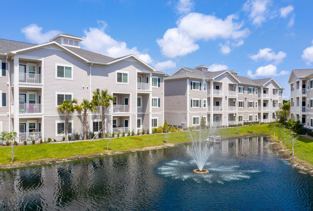 Palms of Pinellas in Largo, FL - Foto de edificio