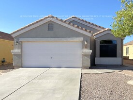 1352 E Kelsi Ave in San Tan Valley, AZ - Building Photo
