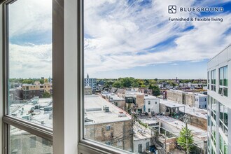 2340 N California Ave in Chicago, IL - Building Photo - Building Photo