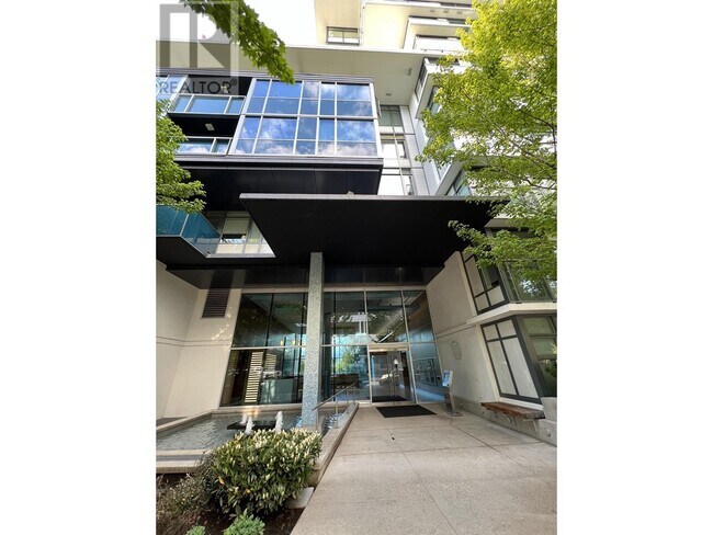 1777-1777 W 7th Ave