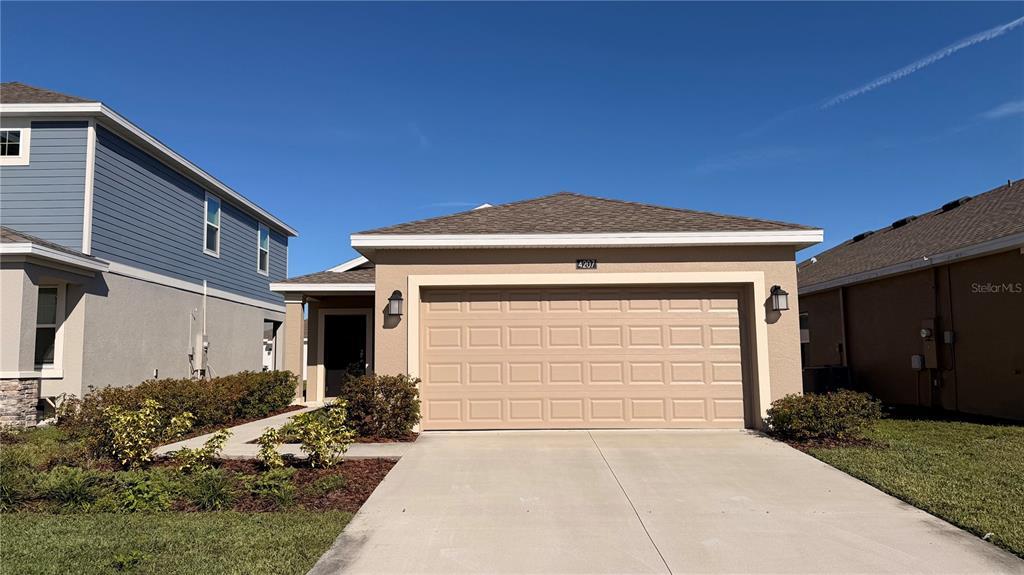 4207 Mountain Laurel Ln in Kissimmee, FL - Building Photo