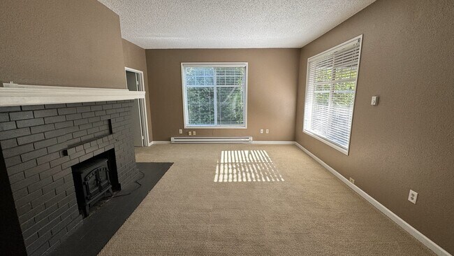 property at 322 24th Ave E