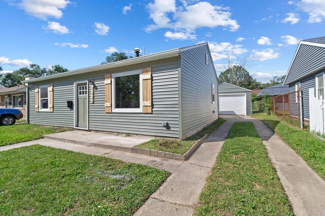1629 174th St in Hammond, IN - Building Photo