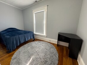 1411 Clarke Ave SW, Unit Apartment 2 in Roanoke, VA - Building Photo - Building Photo