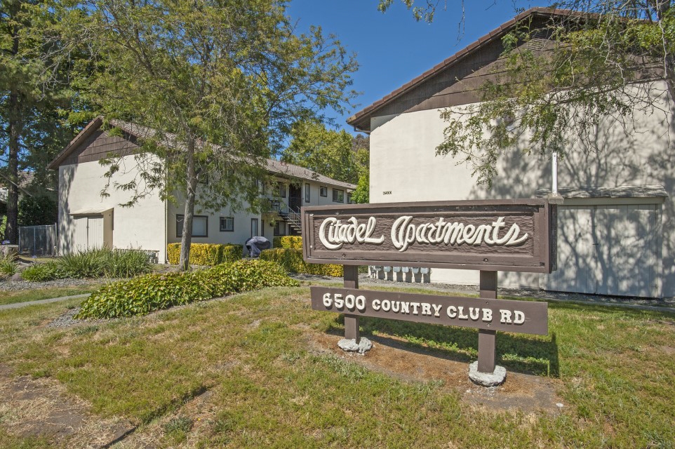 Citadel Apartments in Rohnert Park, CA - Building Photo