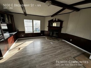 5030 E Broadway St in North Little Rock, AR - Building Photo - Building Photo