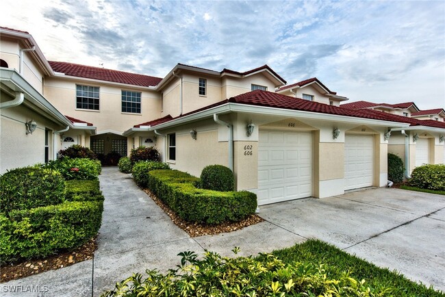 620 Lalique Cir in Naples, FL - Building Photo - Building Photo