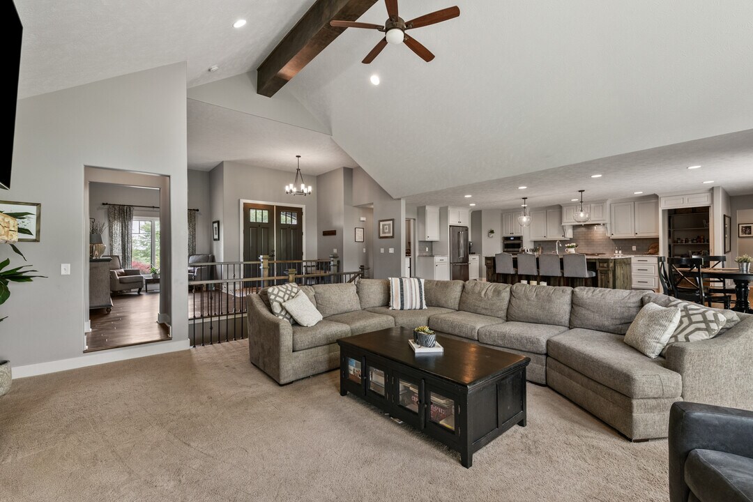 4606 S 184th Plaza in Omaha, NE - Building Photo