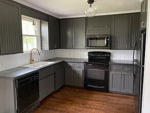 108 Storybook Dr in Clarksville, TN - Building Photo - Building Photo