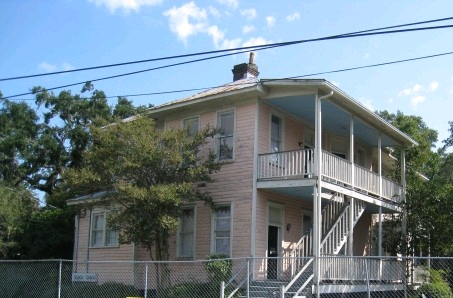 221 Congress St in Charleston, SC - Building Photo