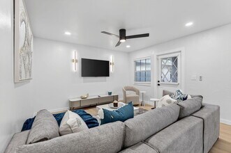 800 Tropic Blvd in Delray Beach, FL - Building Photo - Building Photo